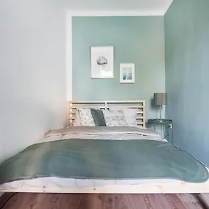 Apartment Caring Family Close To The Center, Wien