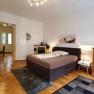 Apartment Gorgeous Viennese 10 Min To Center, Wien