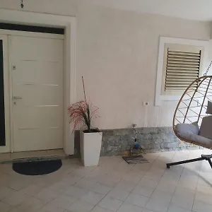 27 Center House Ferienhaus Shkodra