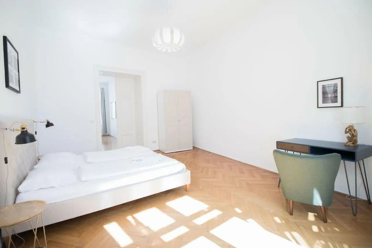 Heymi Apartments Stadtpark Vienna